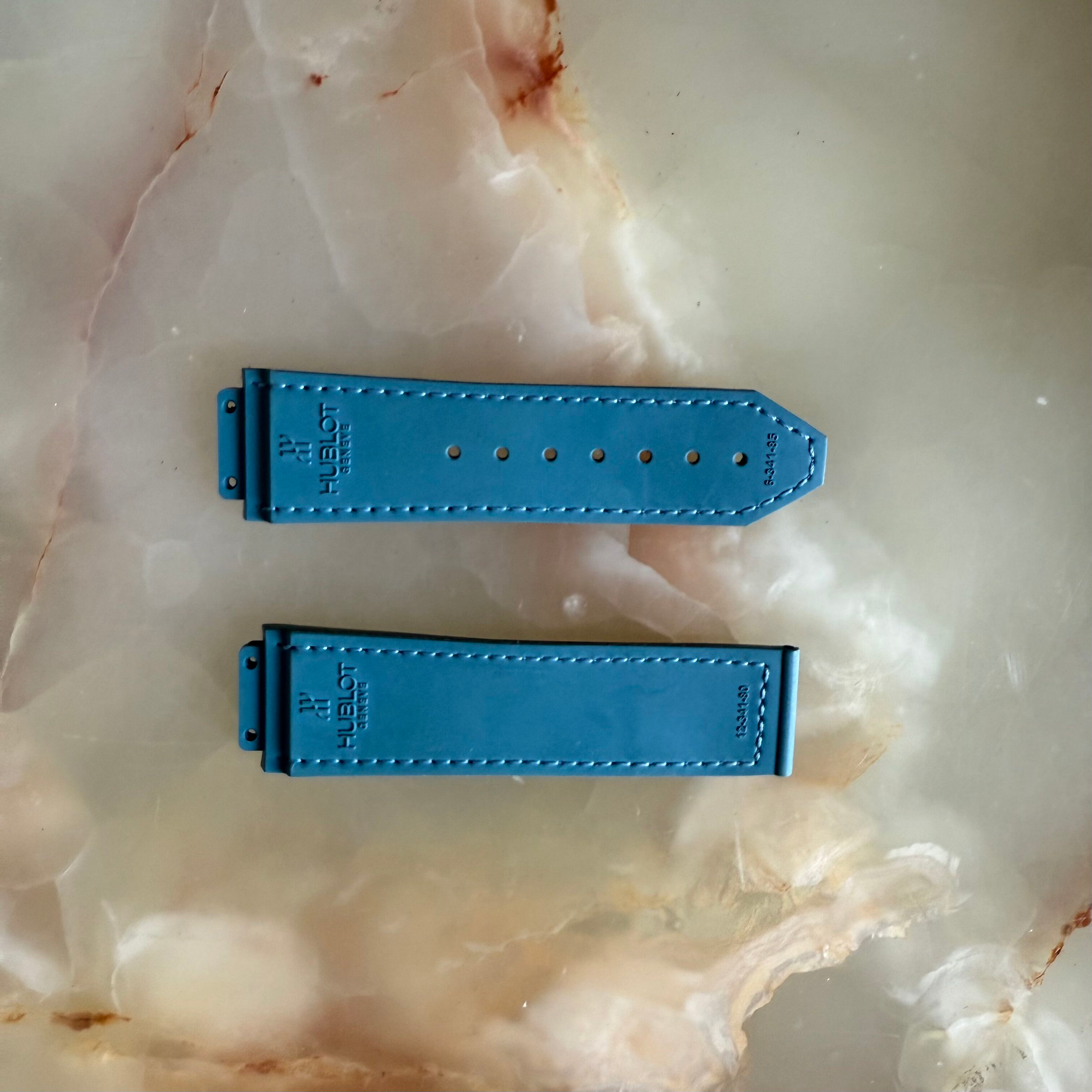 Authentic Hublot Blue Crocodile Rubber Watch Strap Band 22mm 12-341-80 & 6-341-85