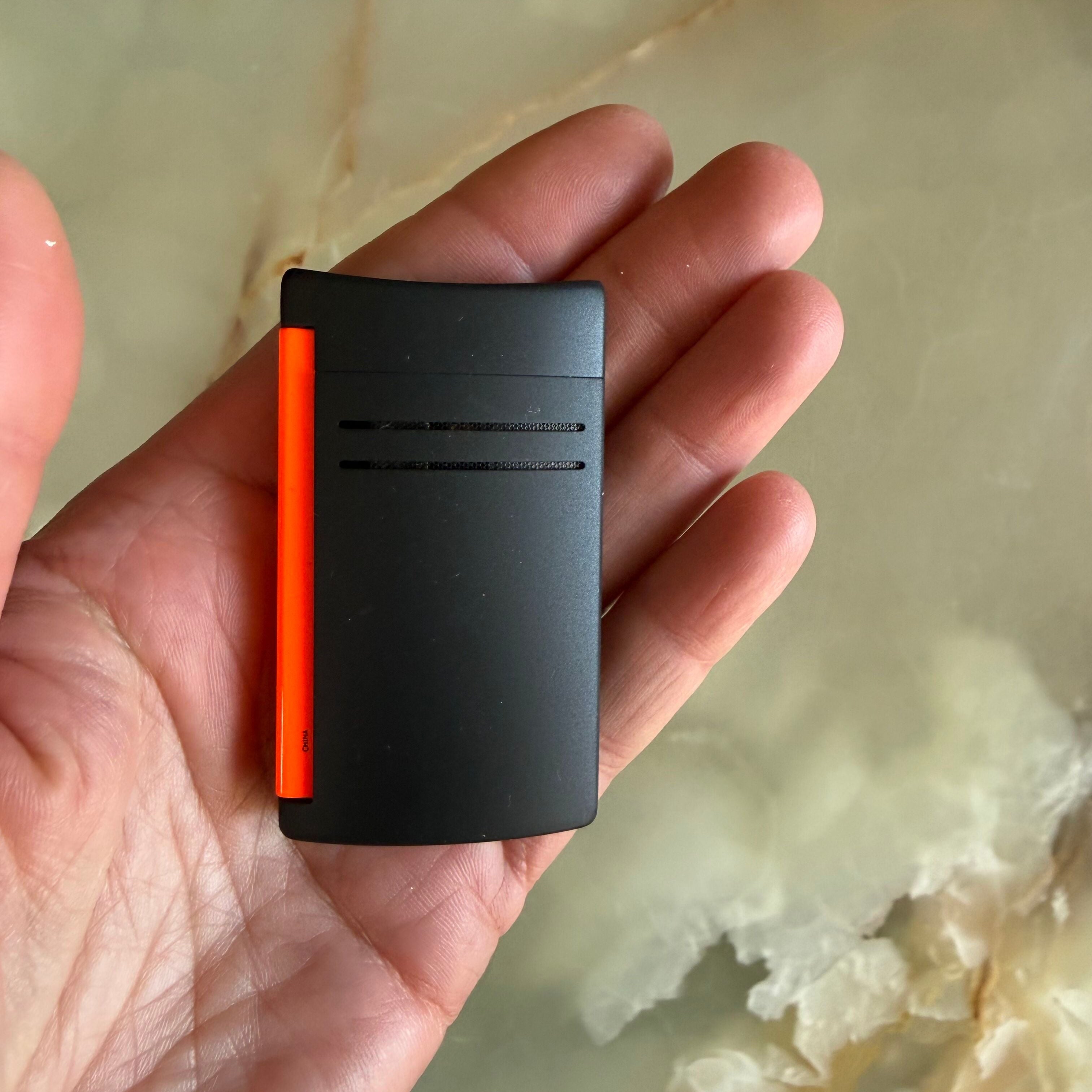 S.T. Dupont Maxijet Matte Neon Orange Lighter 020169