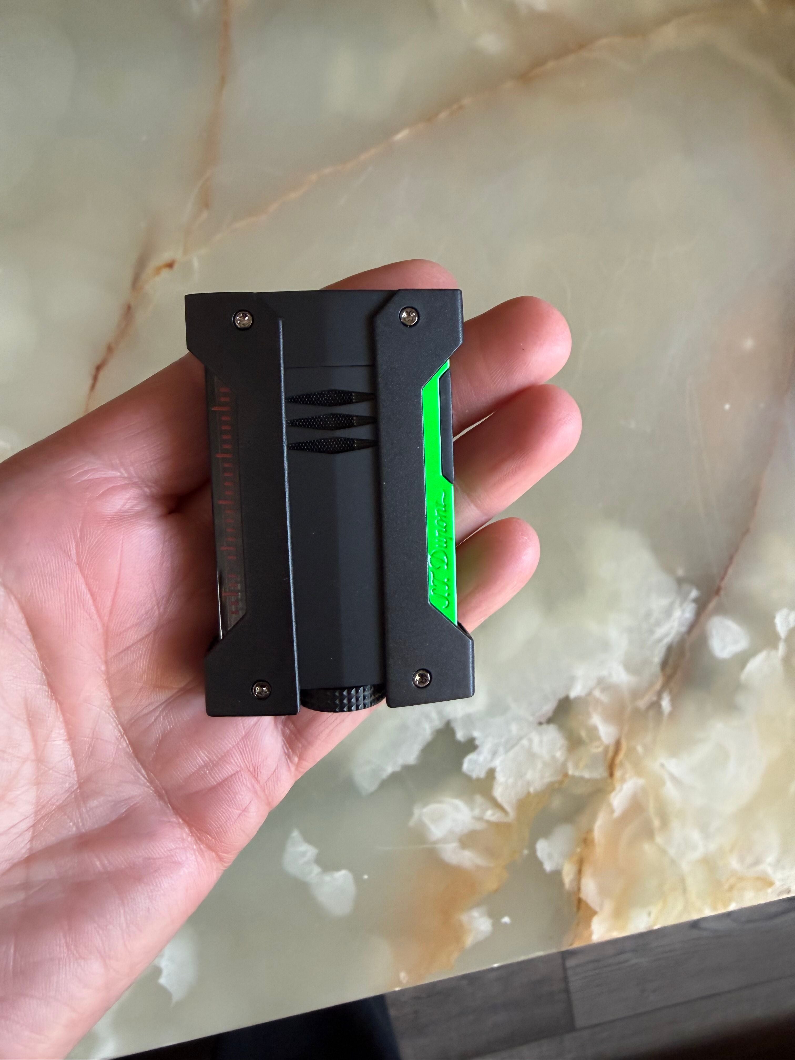 S.T. Dupont Defi Extreme Matte Neon Green Lighter 021417