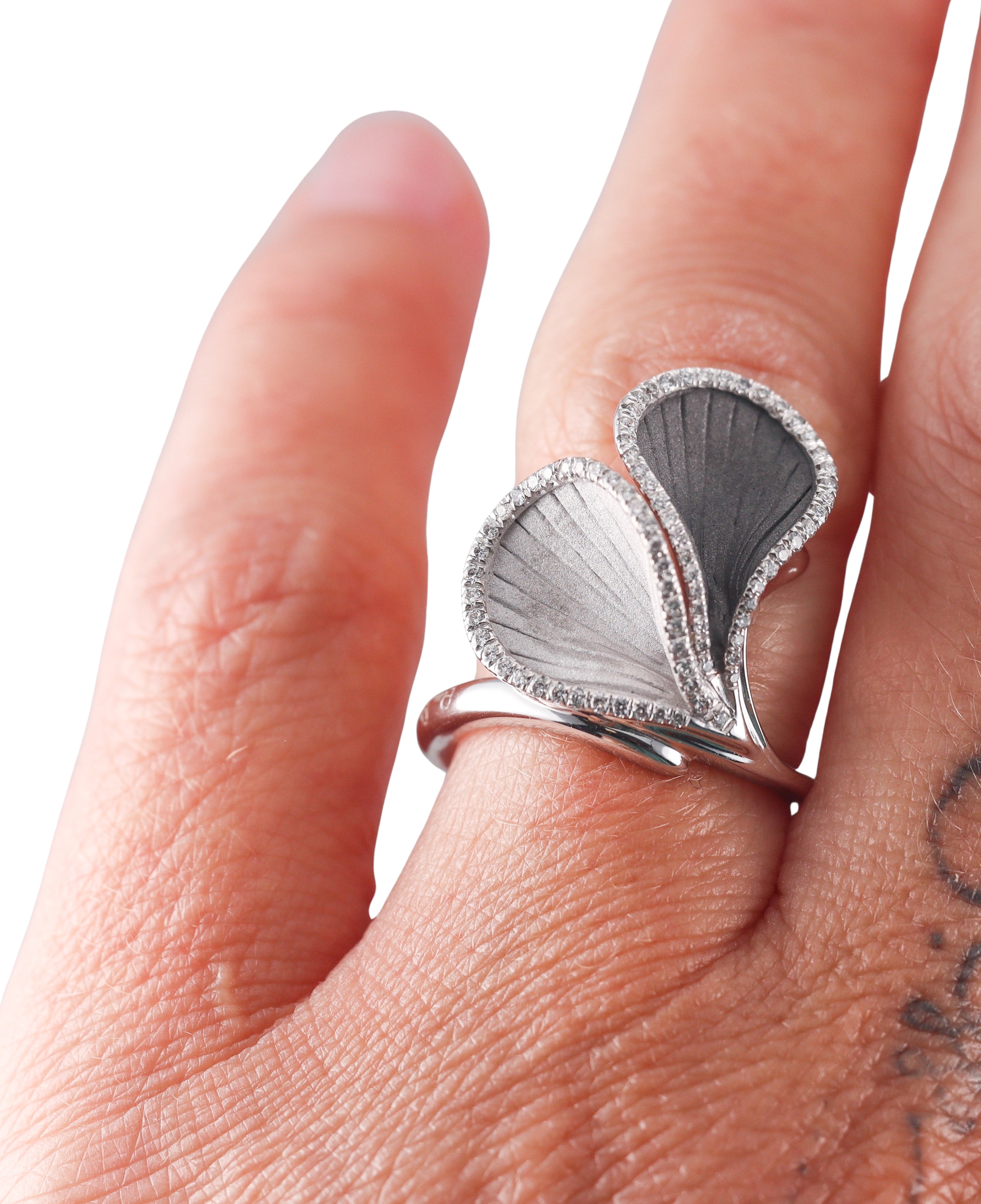 Anna Maria Cammilli 18k White Gold Diamond Ring Retail $6720 NWT
