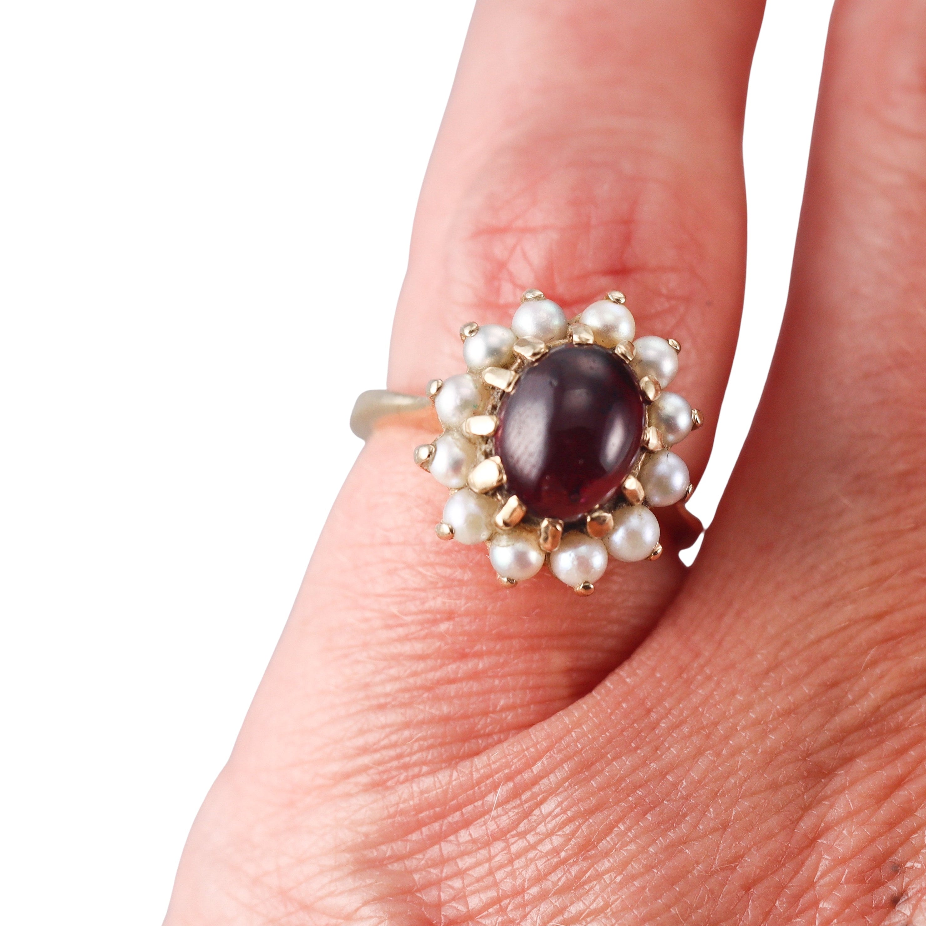 14k Yellow Gold Garnet Pearls Ring