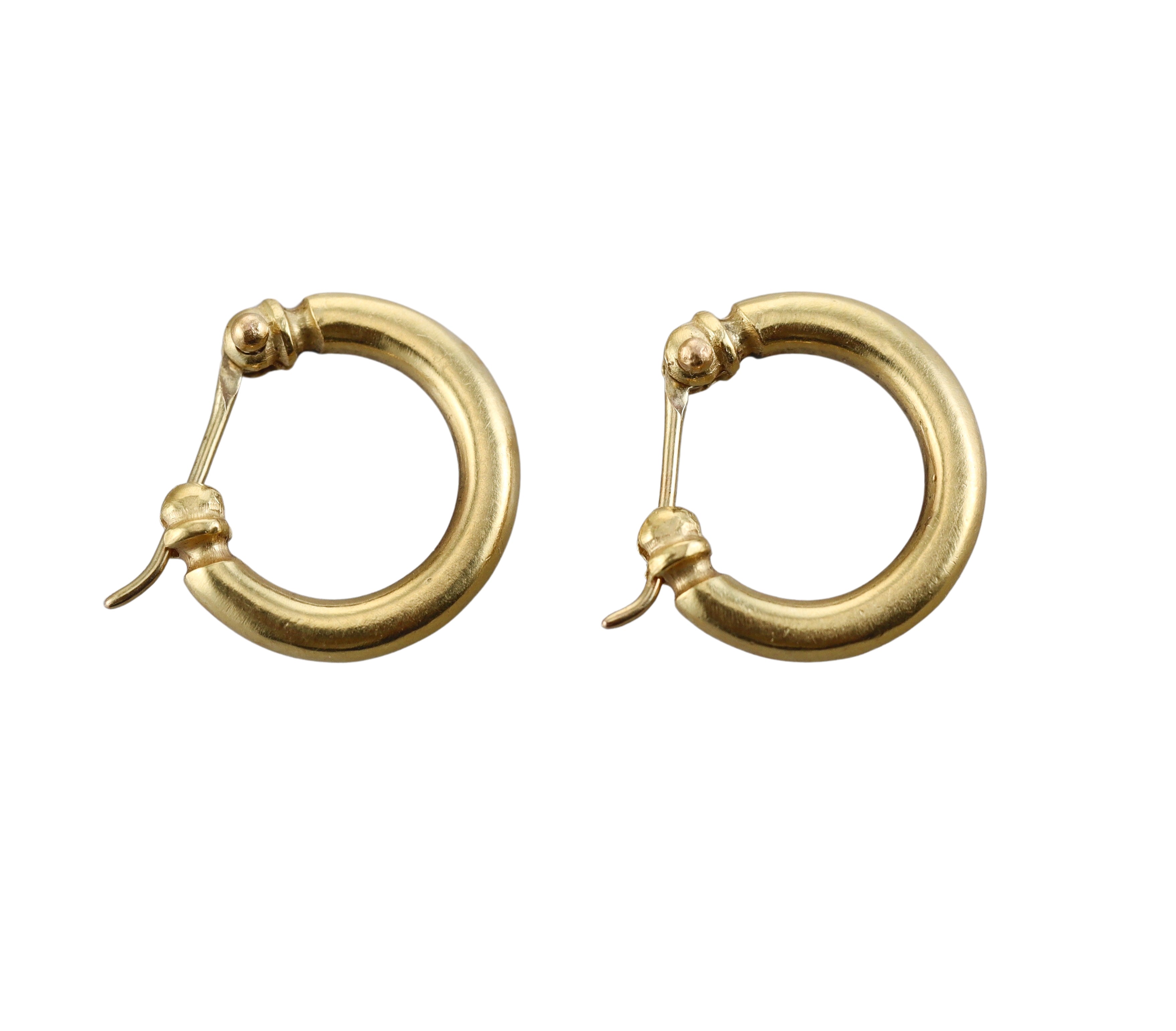 18k Gold Hoop Earrings