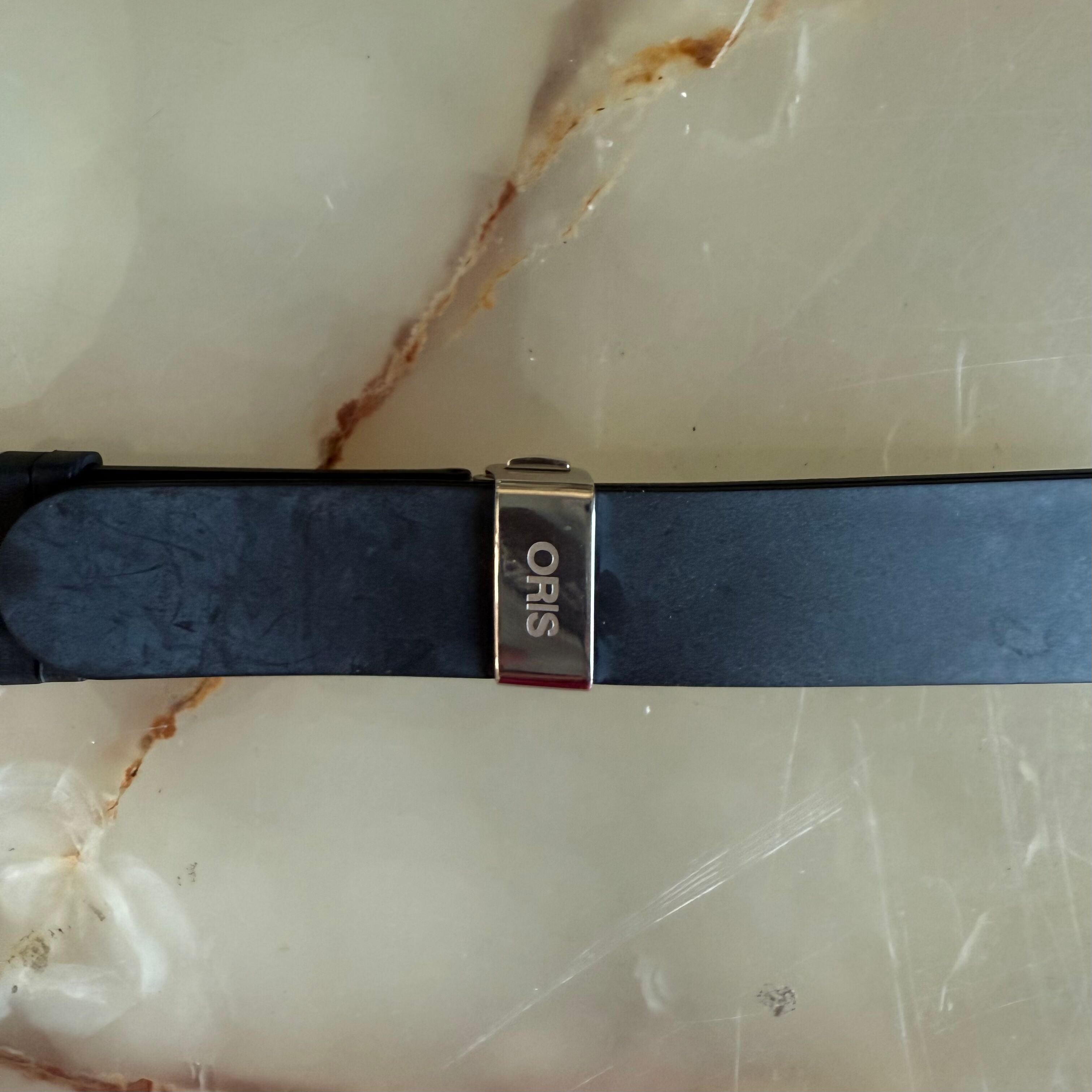 Authentic Oris Black Rubber Watch Strap Band 20mm w Deployant Buckle 42219