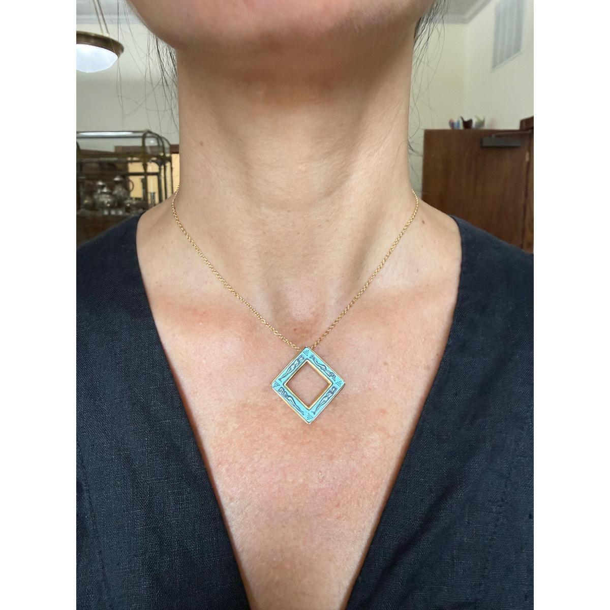 Lalique Losange Bacchantes Nudes Blue Crystal Gold Plated Necklace 10780600