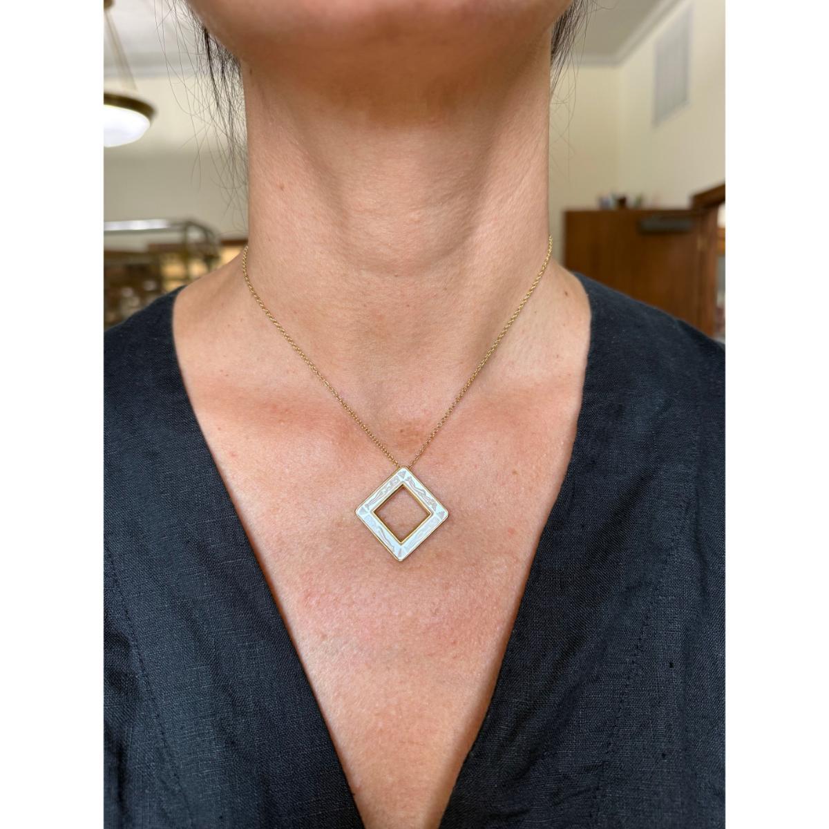 Lalique Losange Bacchantes Nudes Clear Crystal Gold Plated Necklace 10780500