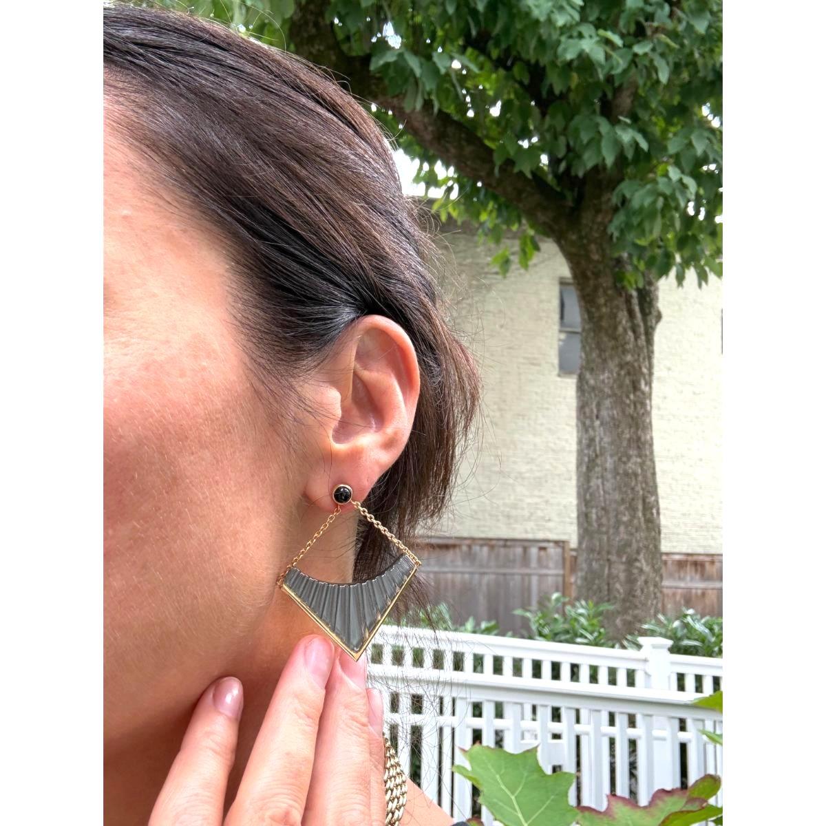 Lalique 1925 Grey Crystal Gold Plated Single Earring Large 10679200