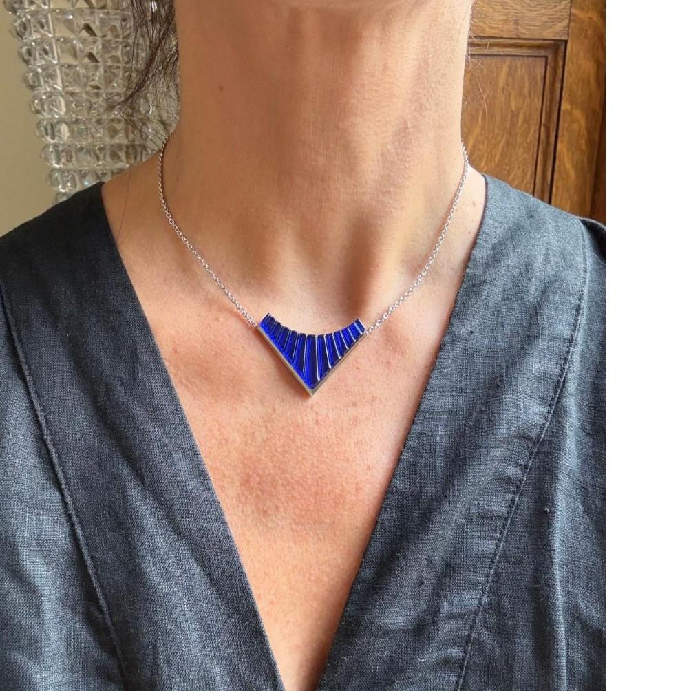 Lalique 1925 Blue Crystal Silver Plated Necklace GM Large Size 10680400