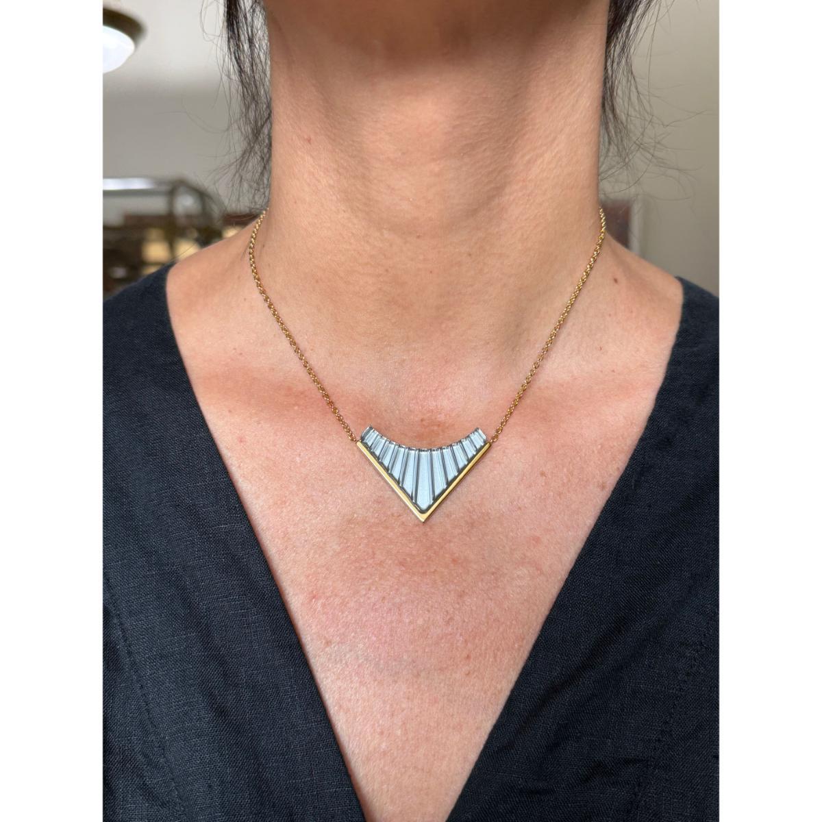 Lalique 1925 Grey Crystal Gold Plated Necklace Large 10679000