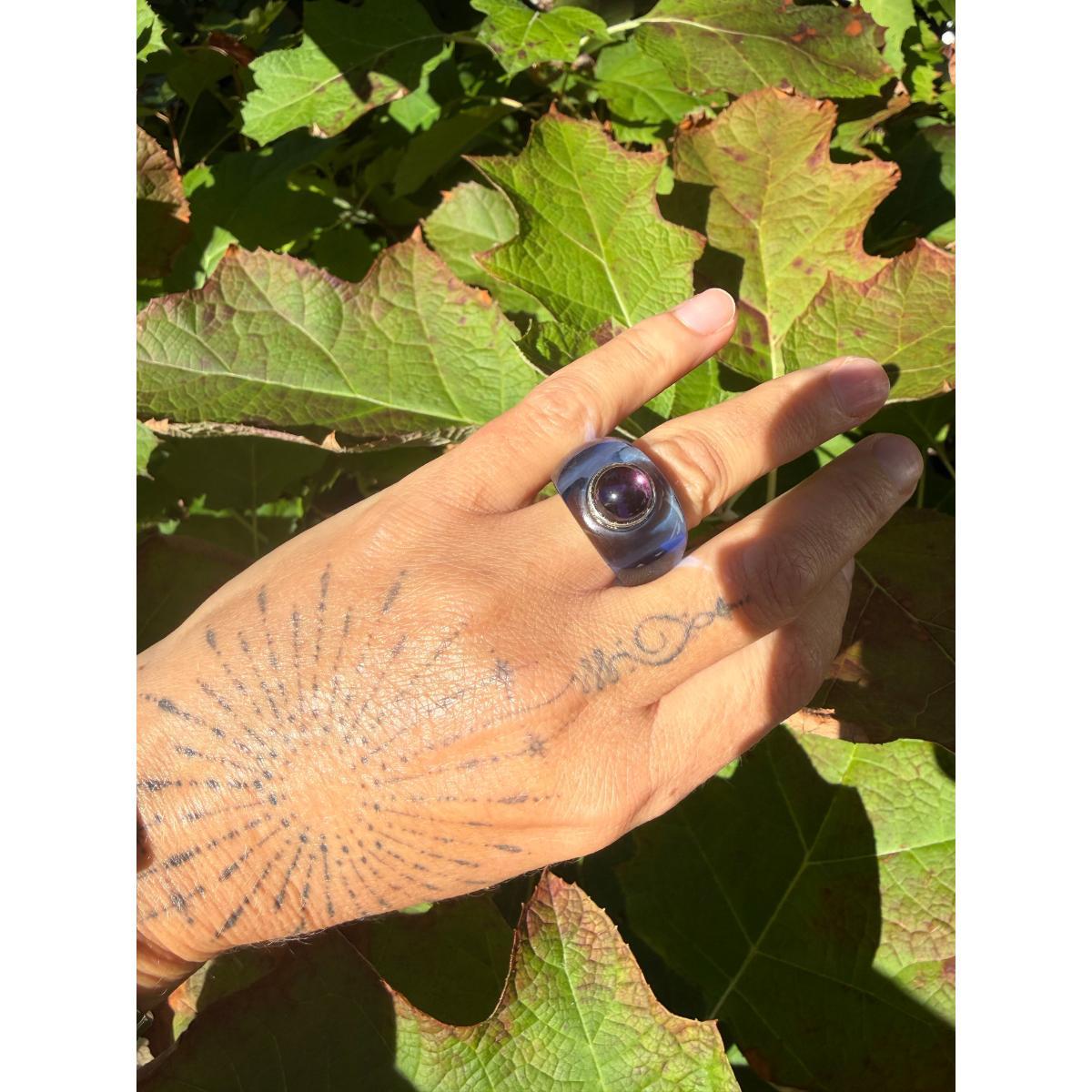 Lalique Charmante Blue Crystal Purple Cabochon Sterling Silver Ring 10526000