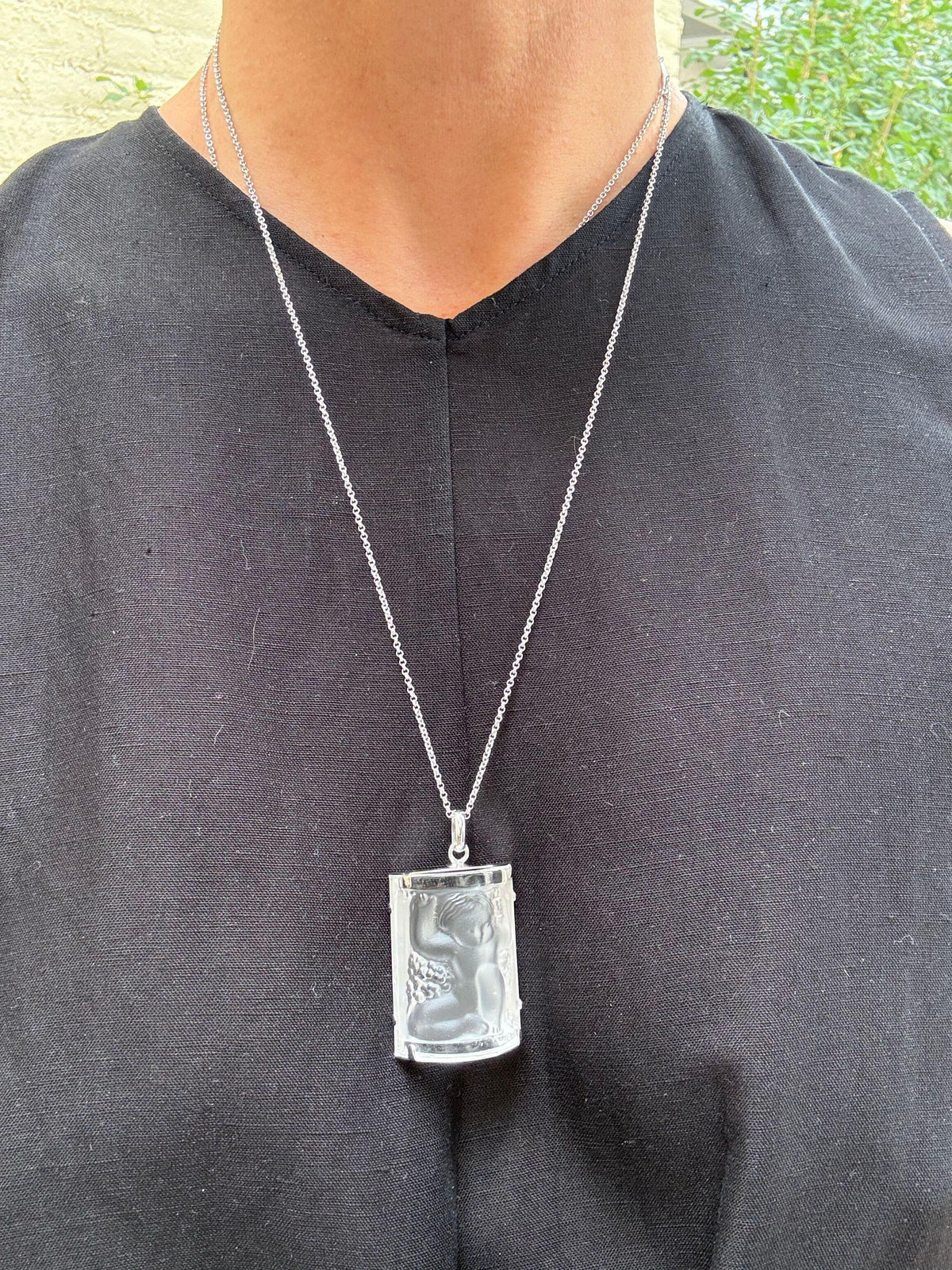 Lalique Nysa Clear Crystal Sterling Silver Pendant Necklace 6640400