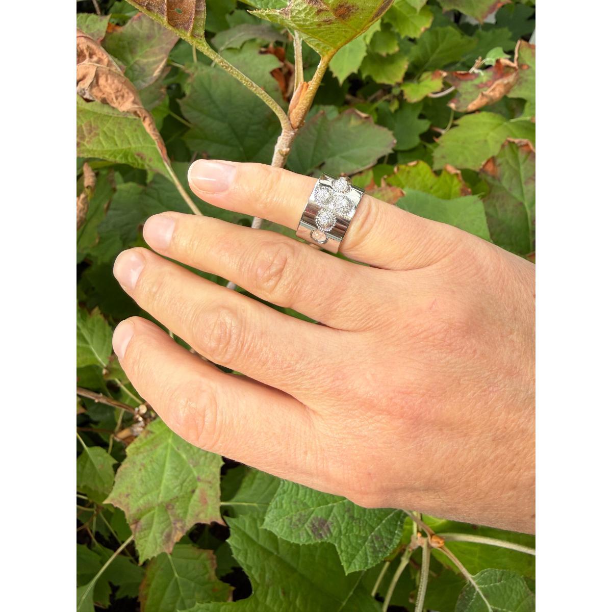 Lalique Petillante Bubbly Sterling Silver Diamond Crystal Band Ring 10147500