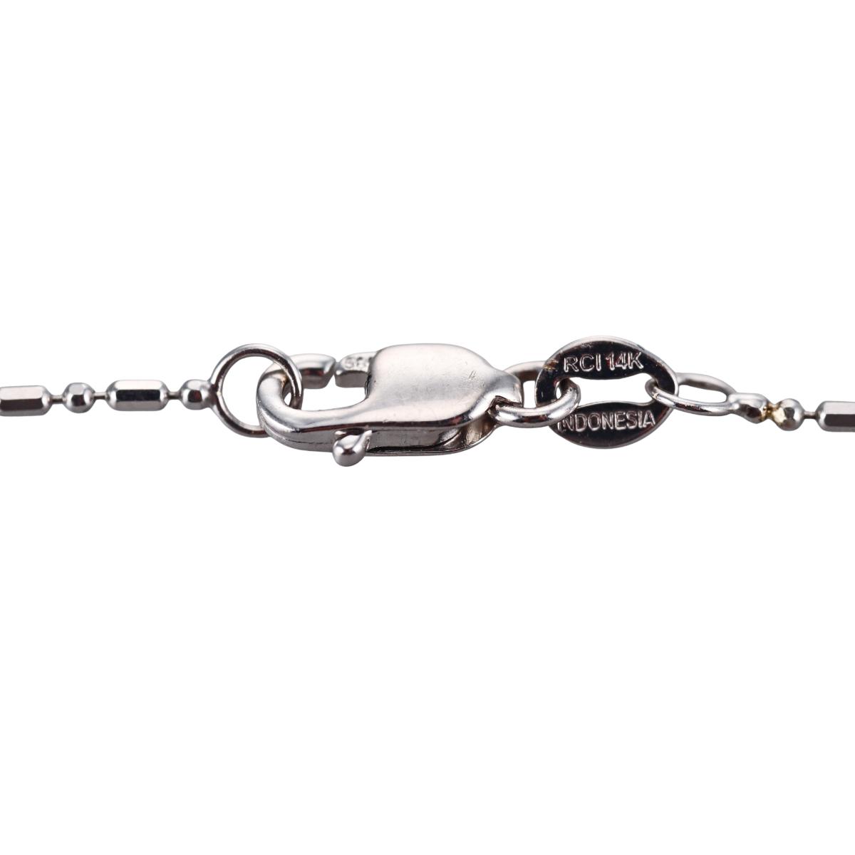 White Gold Diamond Pendant Necklace