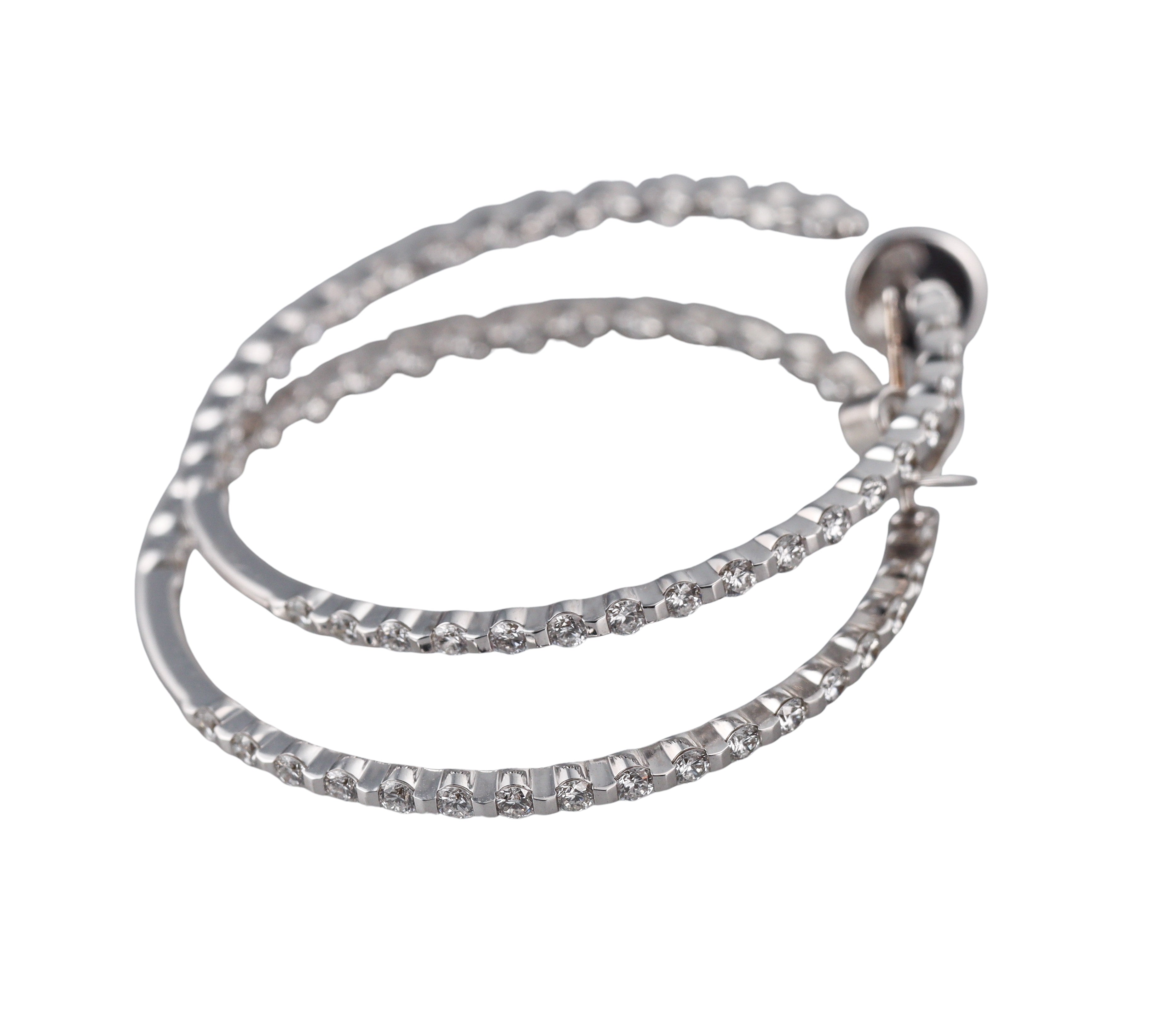 Memoire by Hearts on Fire 18k Gold Diamond Prong Round Hoops Earrings