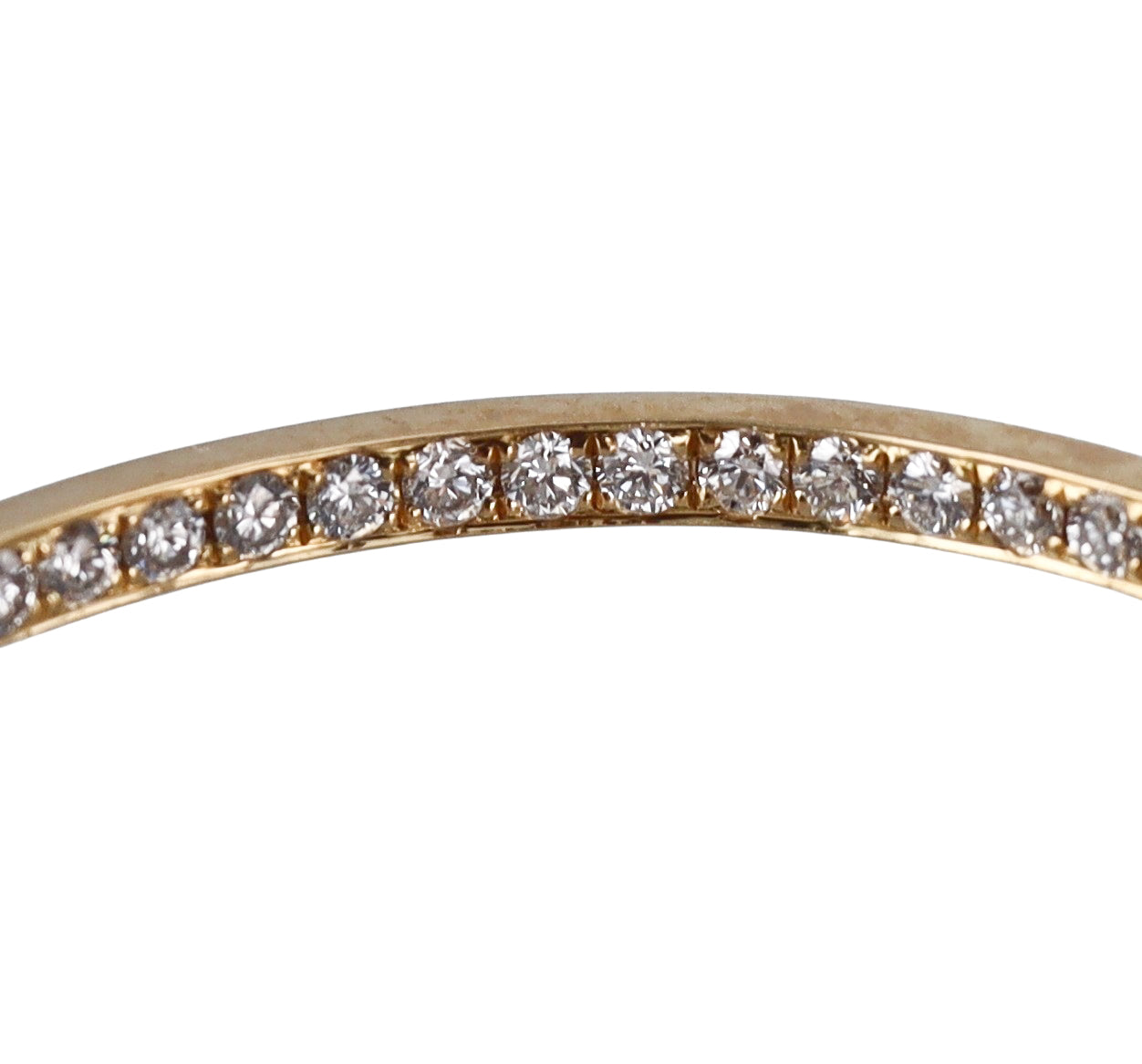 Memoire by Hearts on Fire 18k Gold Diamond Round Pave Hoops Earrings