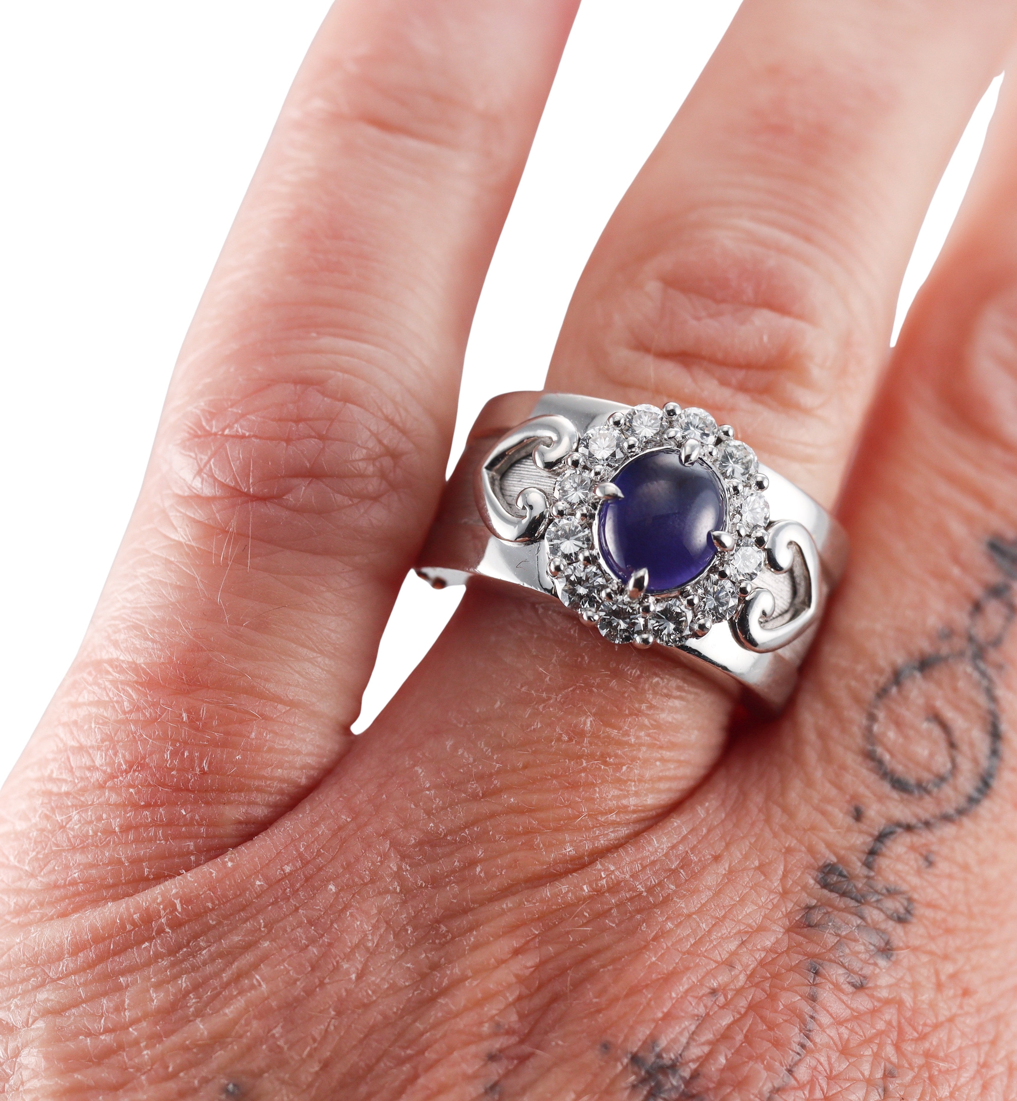 Jewel Studio 18k Gold Platinum 2.83ct Sapphire Diamond Ring