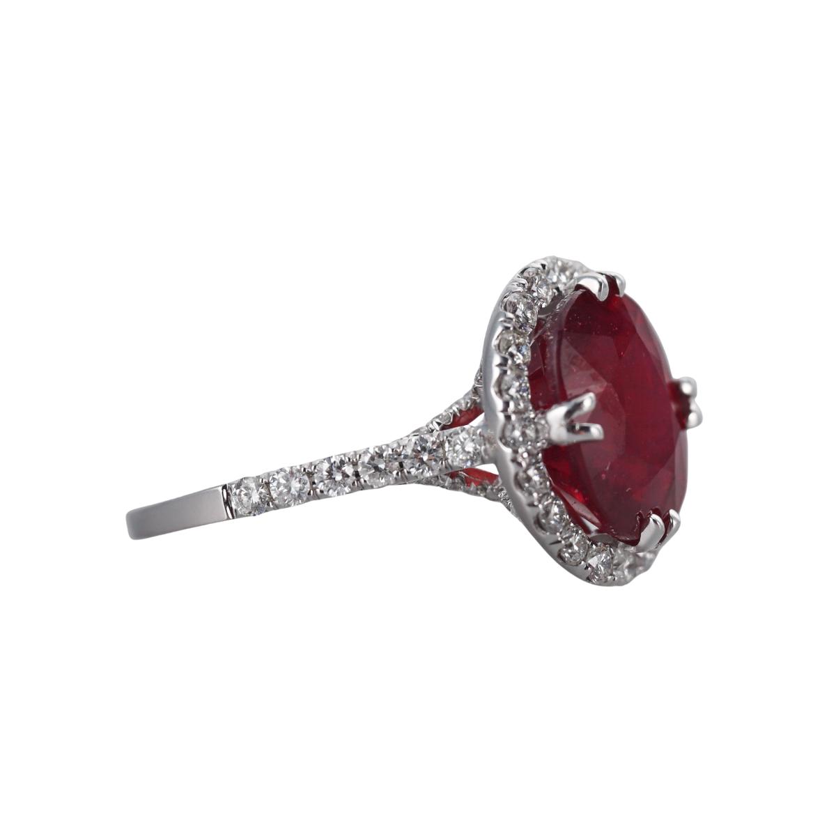 18k Gold Ruby Diamond Ring