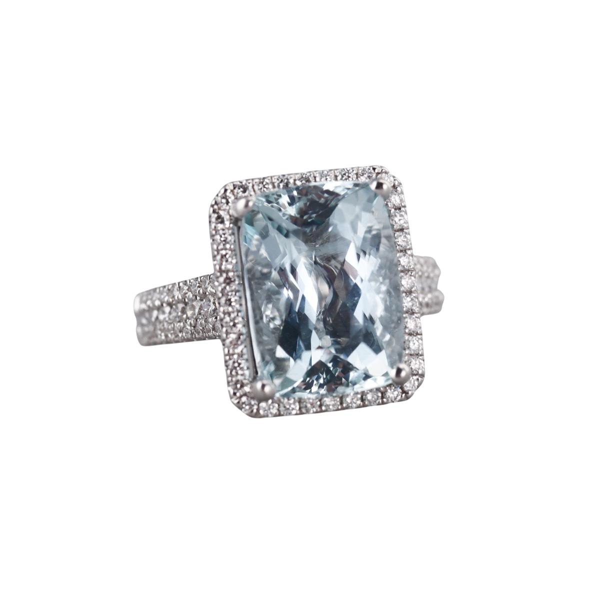 18k Gold 6.70ct Aquamarine Diamond Ring
