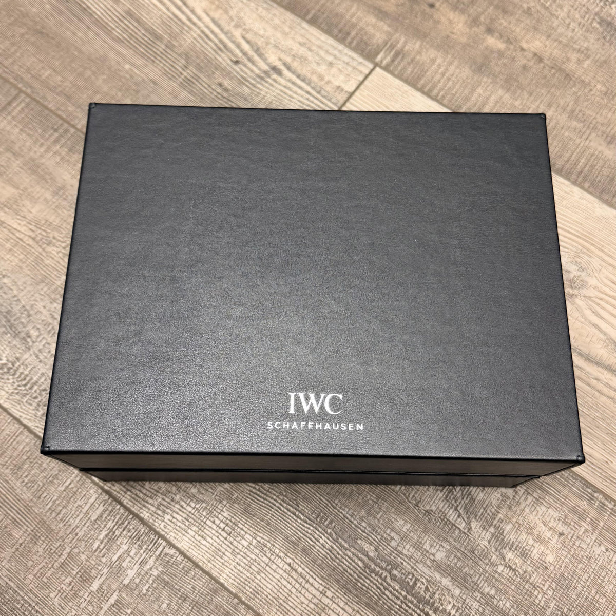 IWC Big Pilot’s Watch Heritage Bronze Automatic Limited Edition Watch IW501005