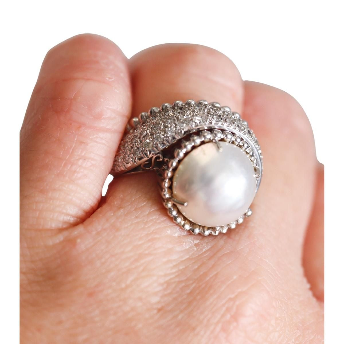 Mid Century 14k Gold Mabe Pearl Diamond Ring