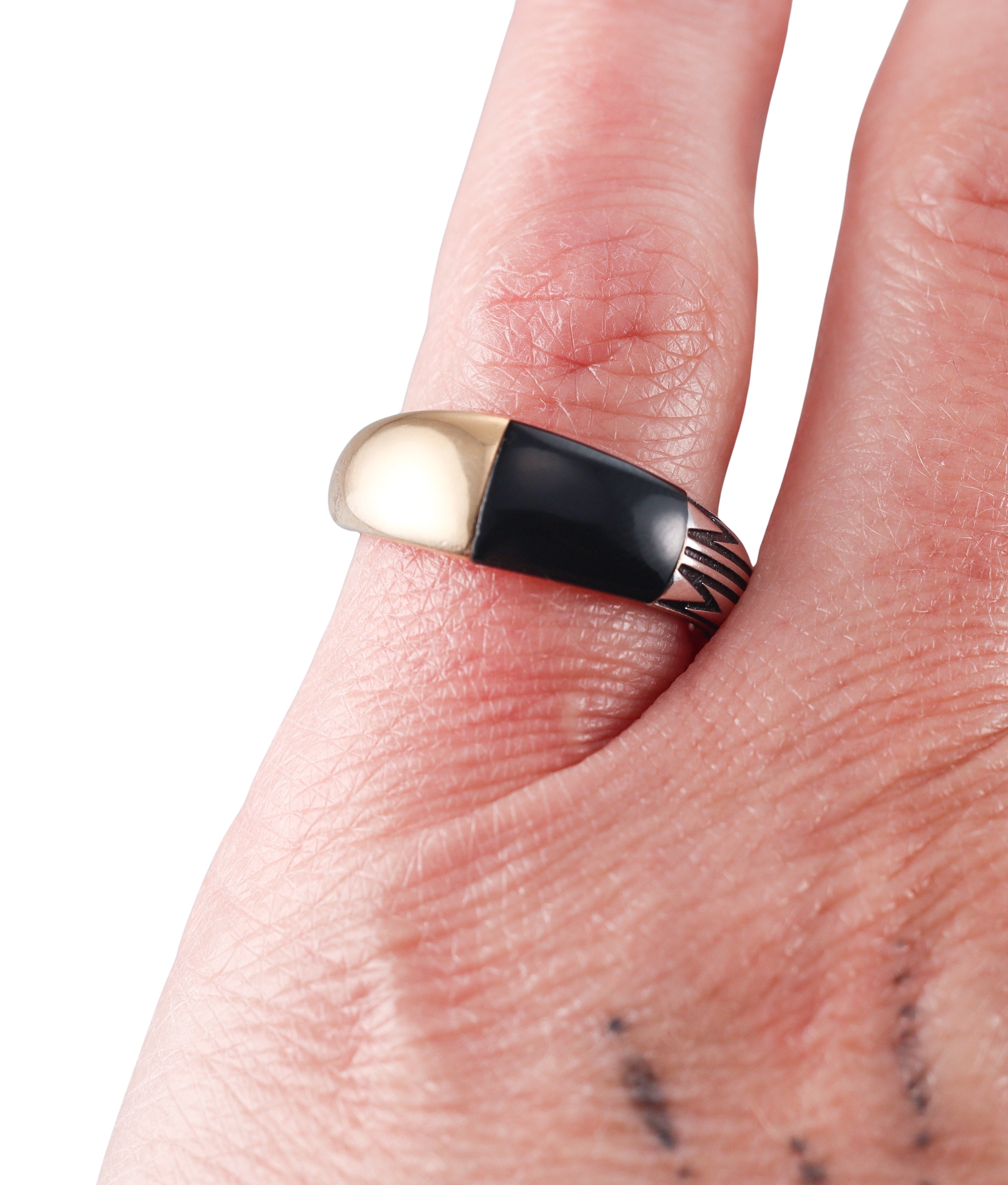 Mimi Milano Tam Tam Onyx Enamel 18k Rose Gold Ring