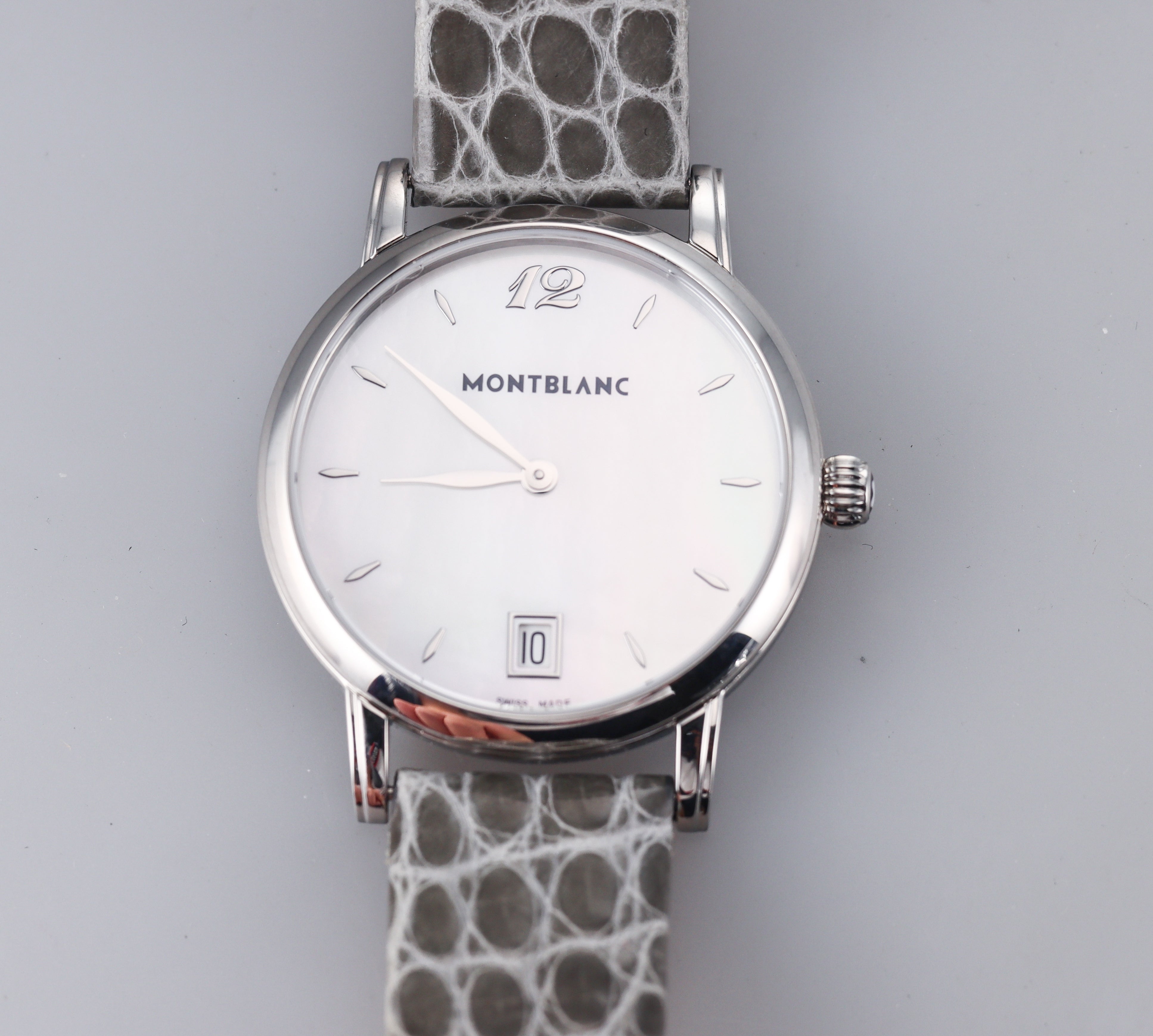Montblanc Star Classique Mother of Pearl Ladies Quartz Watch 108766